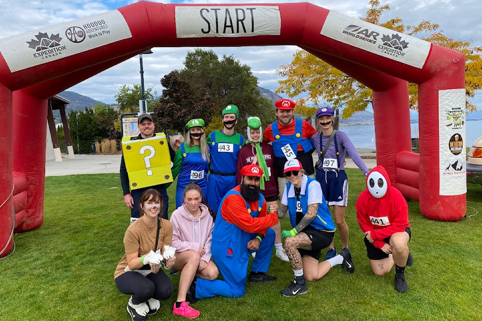 The Penticton Beer Run returned on Saturday, Oct. 14, to celebrate the fifth annual edition of Penticton Beer Week. This team of 11 people started their journey at Okanagan Lake Park, before hitting 10 local breweries and restaurants. (Logan Lockhart/Western News)  