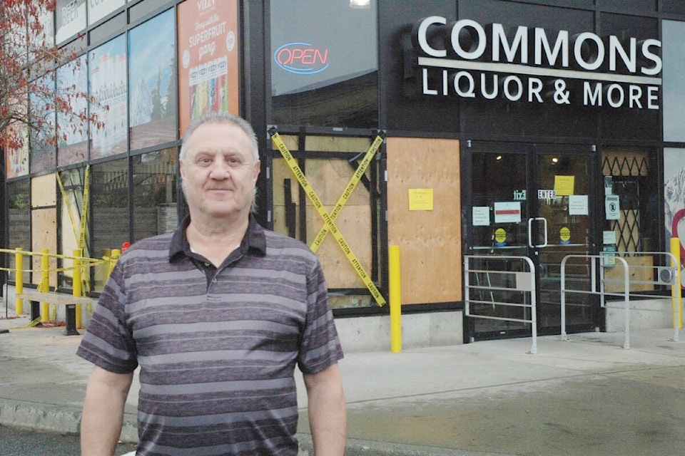 web1_231019-cci-liquor-store-break-ins-doug-jones_1