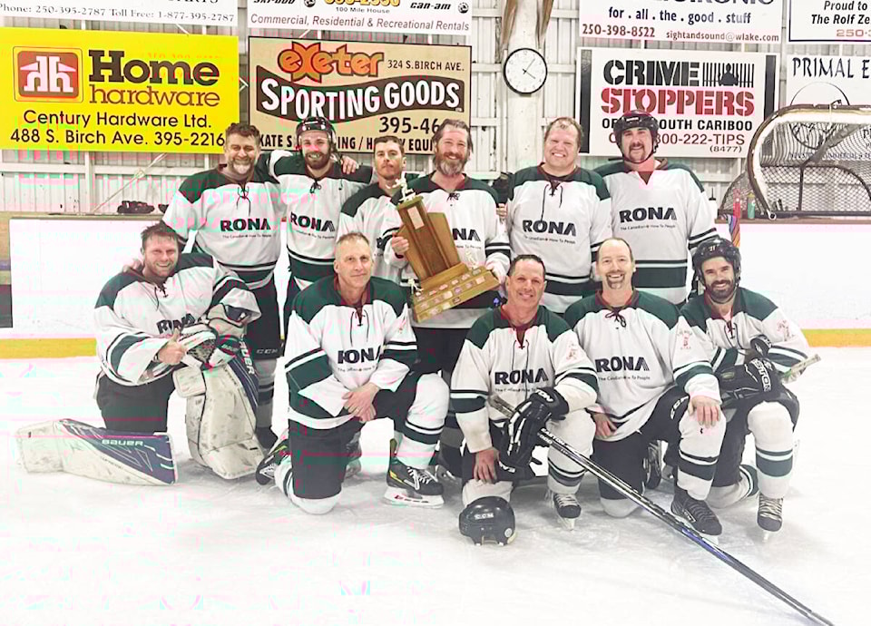 web1_231019-omh-oldtimers-hockey-_1