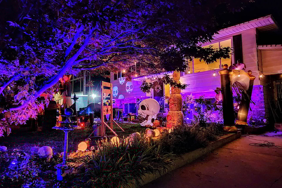 A pair of realtors in Vernon have created a Halloween Tour showcasing the best dressed yards. (John Deak photo) 