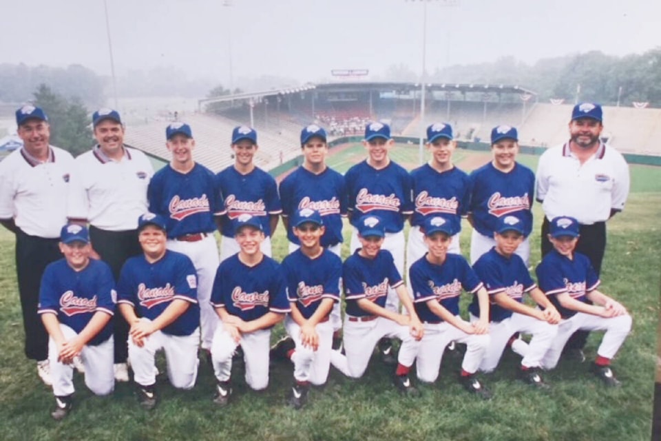 web1_231024-lat-hc-bcsportshalloffamelittleleague-