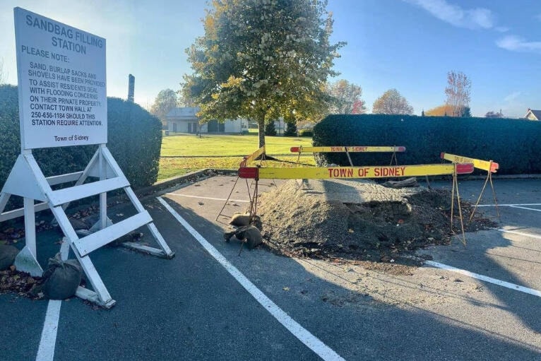 In preparation for the storm, the Town of Sidney set up its annual sandbag station Oct. 24 at Iroquois Park. (Sidney Fire/Instagram) 