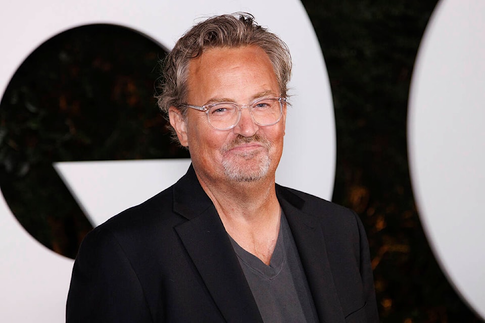web1_231028-cpw-obit-matthew-perry-perry_1