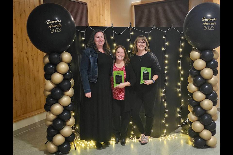 Three award recipients pose for a photo. From left, is Re/Max realtor Crystal Tennant, Chevron staff member Amanda Sorensen and Re/Max realtor Stephanie Kniert (Courtesy of Elkford Chamber of Commerce) 