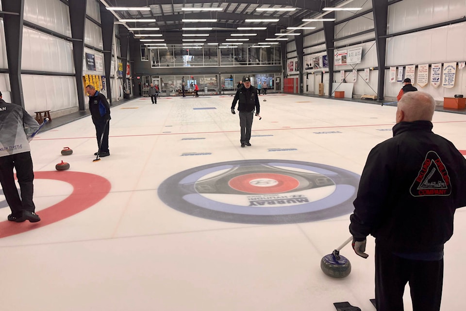 web1_231102-pan-sturling-at-peace-arch-curling-club_1