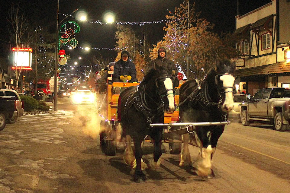 web1_191204-sin-christmasinthevalley2019-web