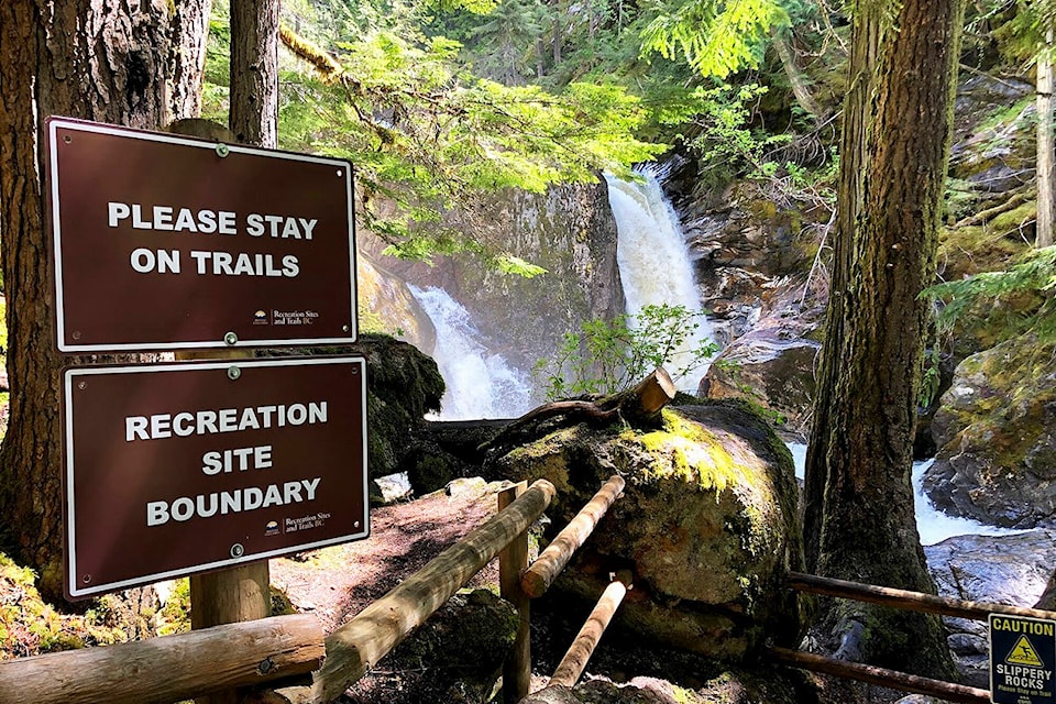 web1_200618-evn-sicamous-falls-trail_1