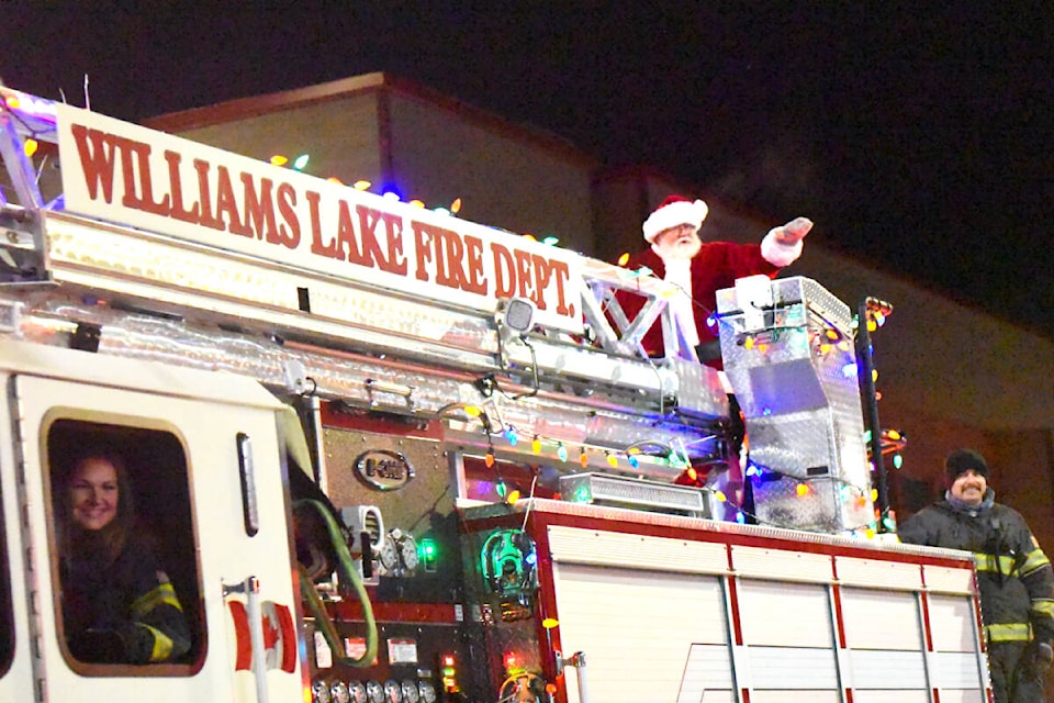 Santa arrives downtown during the Winter Lights Festival in 2022. (Angie Mindus photo - Williams Lake Tribune) 