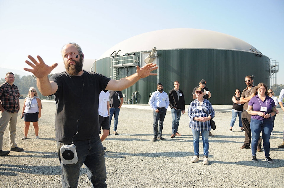 web1_230915-cpl-dicklands-biogas-tour-hauckphotos_5