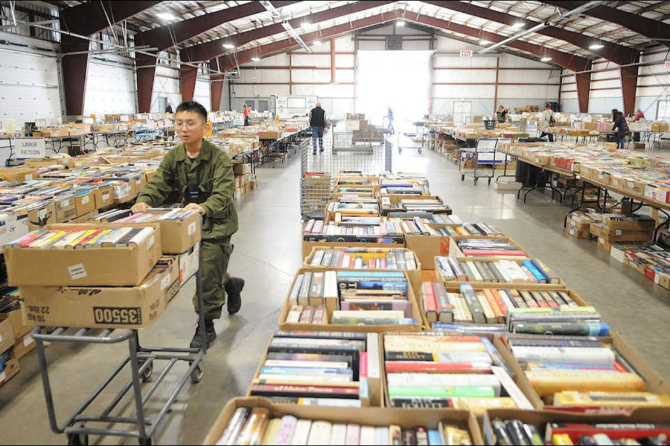 Rotarians, cadets, high school students and community members were at Chilliwack Heritage Park setting up for the 39th annual Chilliwack Rotary Book Sale on Saturday, Oct. 28, 2023. (Jenna Hauck/ Chilliwack Progress) 