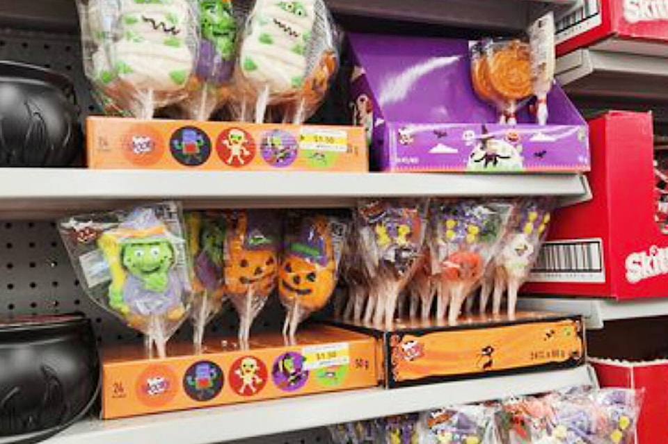 Pitt Meadows father finds metal in daughter’s store bought lollipop