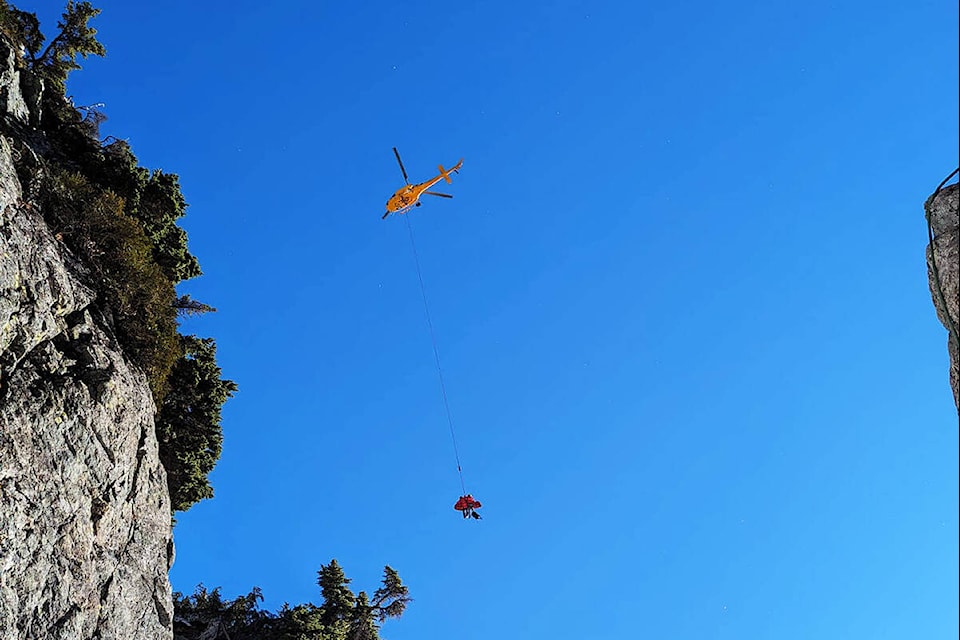 The fallen hiker and his partner were taken to safety by a long-line rescue. (RMSAR/Special to The News) 