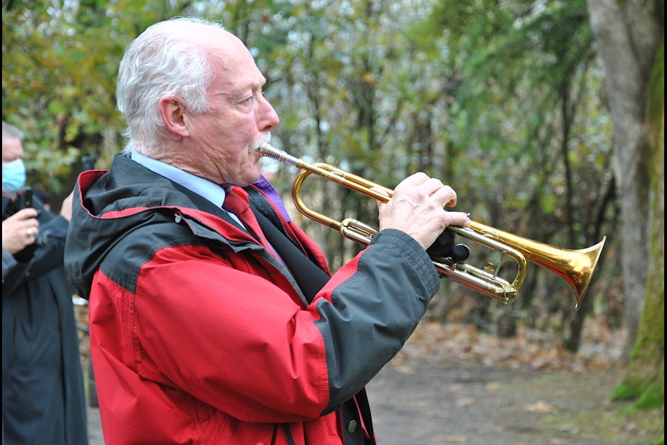 Brian Parkinson was there, playing The Last Post during the first small and unofficial services at the Murrayville cenotaph, and vows to be there for all his years – even if he’s no longer able to play the trumpet. (91ԭ Advance Times files) 