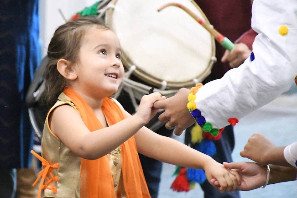 Guests were invited to the dance floor at the 91ԭ City library’s first Diwali celebration on Saturday, Nov. 4. (Kyler Emerson/91ԭ Advance Times) 