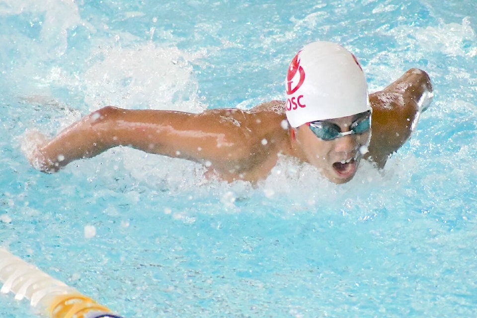 91ԭ Olympians Swim Club competitors made the top 3, 101 times, at the club’s annual short course invitational held at the Walnut Grove Pool. More than 500 swimmers from various clubs took part. (Dan Ferguson/91ԭ Advance Times) 