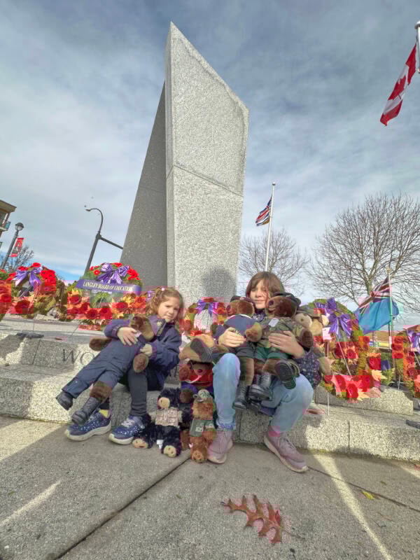 web1_231111-lat-hc-remembrancecity-