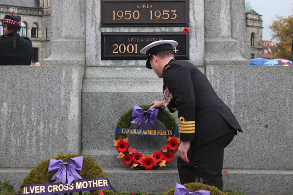 web1_231111-vne-lest-we-forget_4