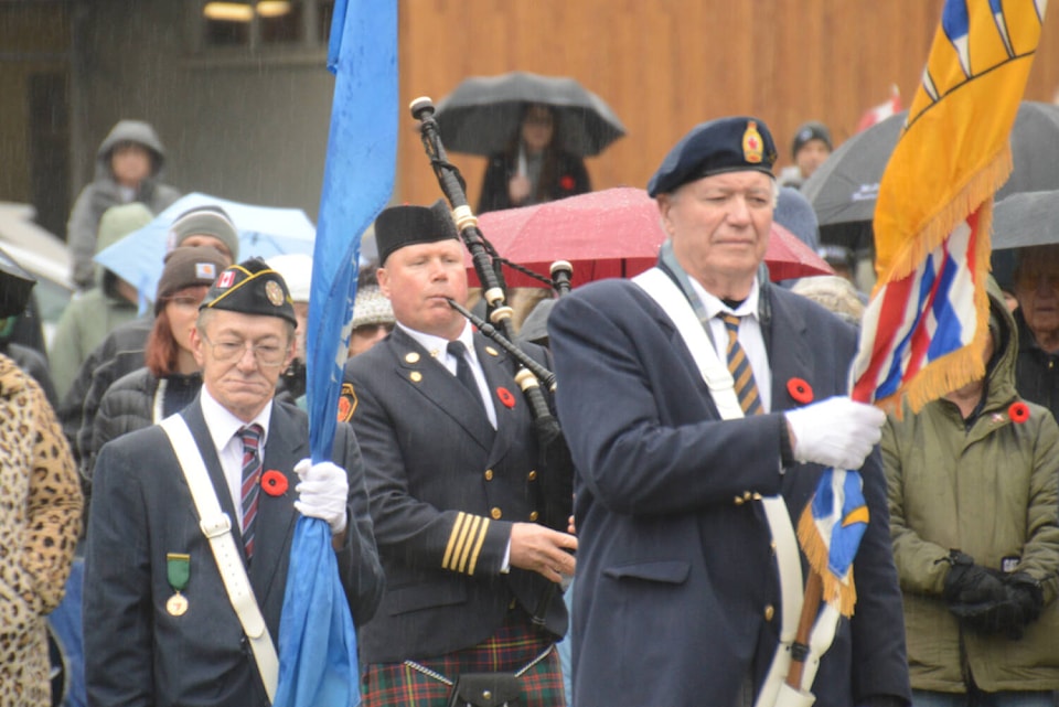 web1_231114-cdt-remembrance-13_1