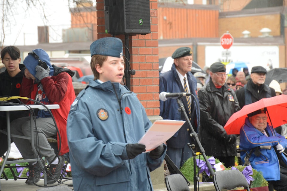 web1_231114-cdt-remembrance-16_1