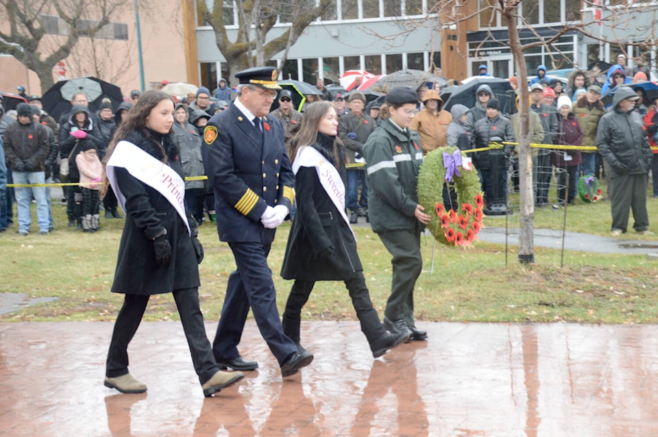 web1_231114-cdt-remembrance-17_2