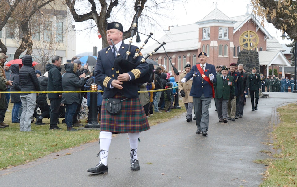 web1_231114-cdt-remembrance-3_1