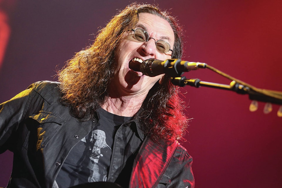 web1_231114-rda-entertainment-geddy-lee_1