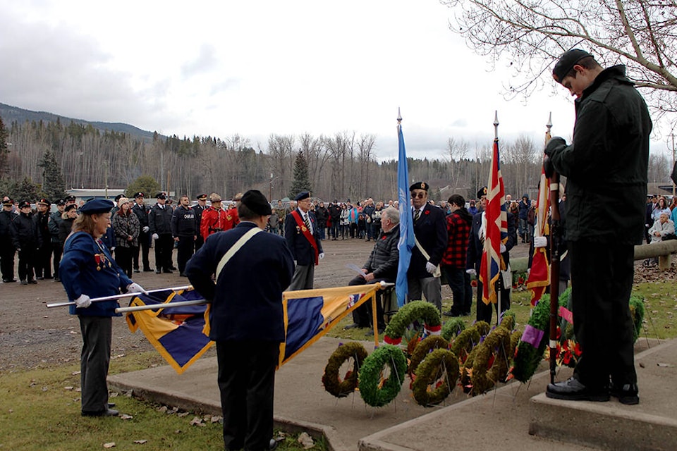 web1_231115-hto_remembrance_day-_2