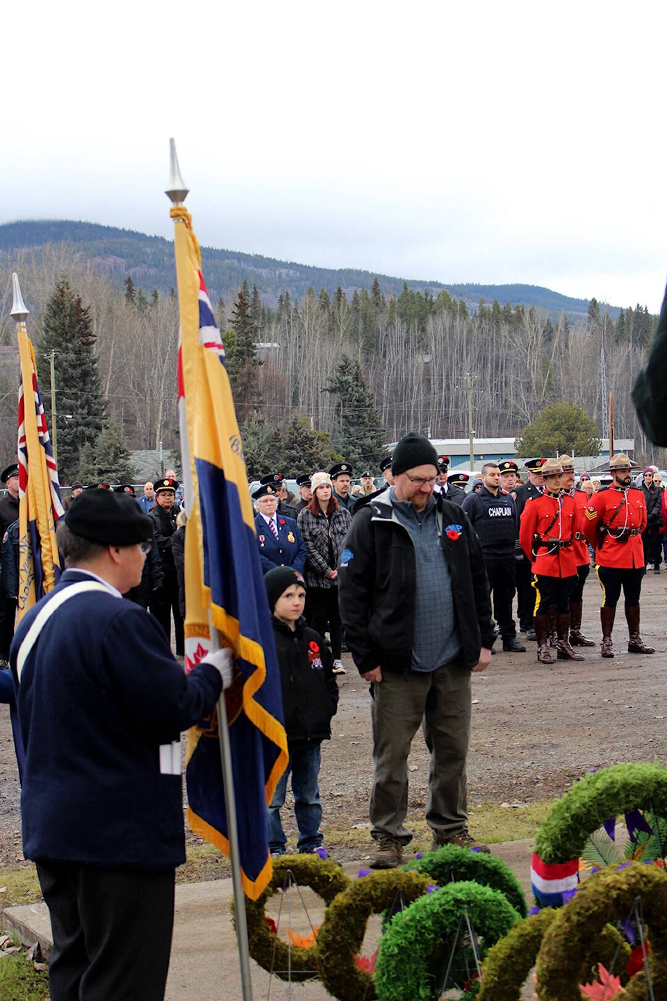 web1_231115-hto_remembrance_day-_5