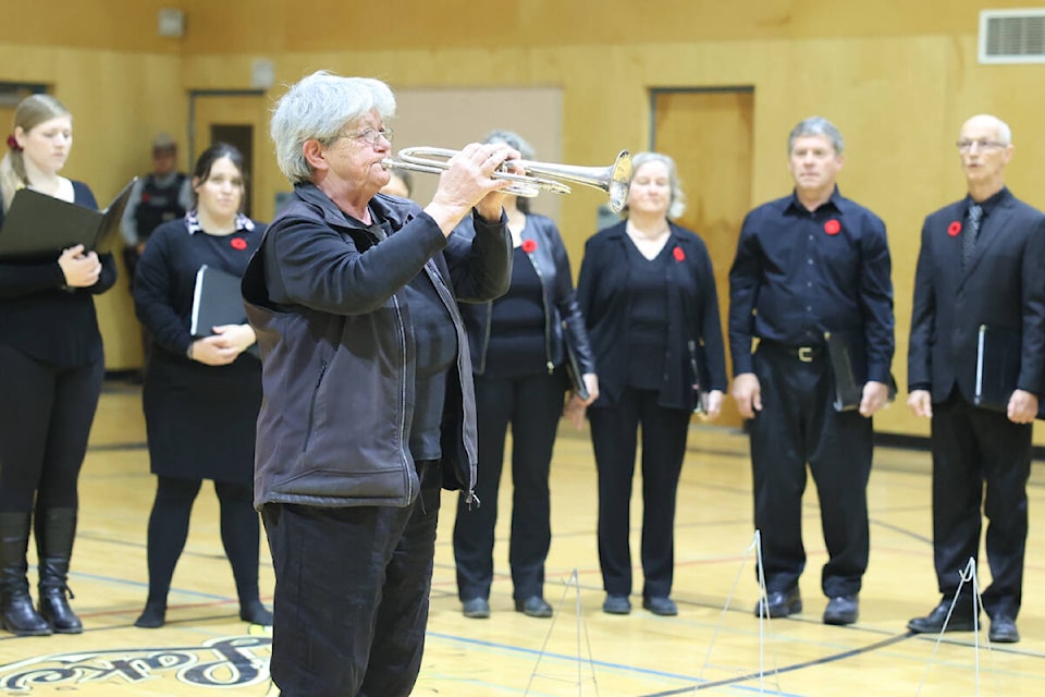web1_231115-ldn-remembrance-day-photo_3