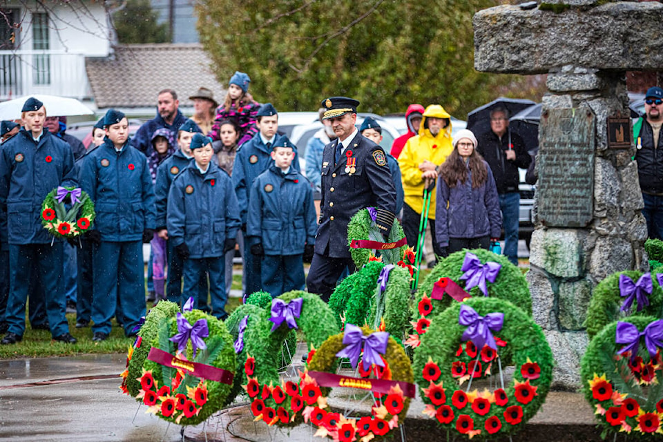 A large crowd of people attended Remembrance Day ceremonies at the Castlegar Cenotaph at Kinsmen Park. Photos: Jennifer Small 