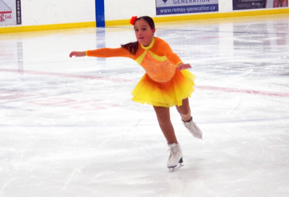 web1_231116-chc-interclub-figure-skating-event_4