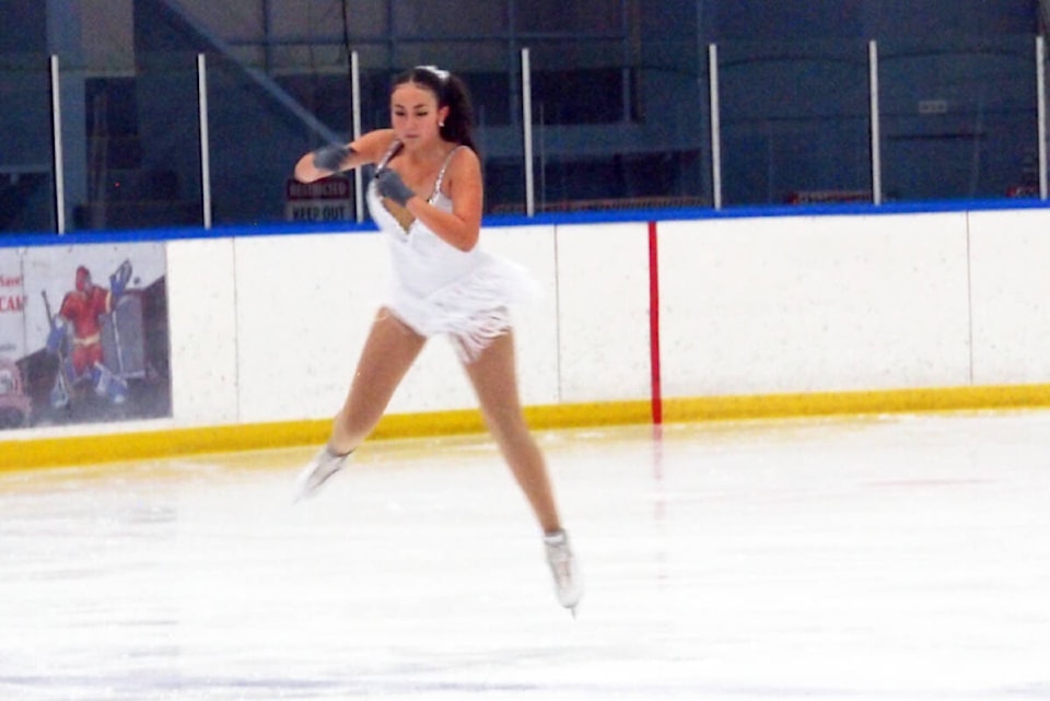 web1_231116-chc-interclub-figure-skating-event_5