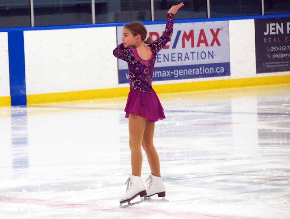 web1_231116-chc-interclub-figure-skating-event_7