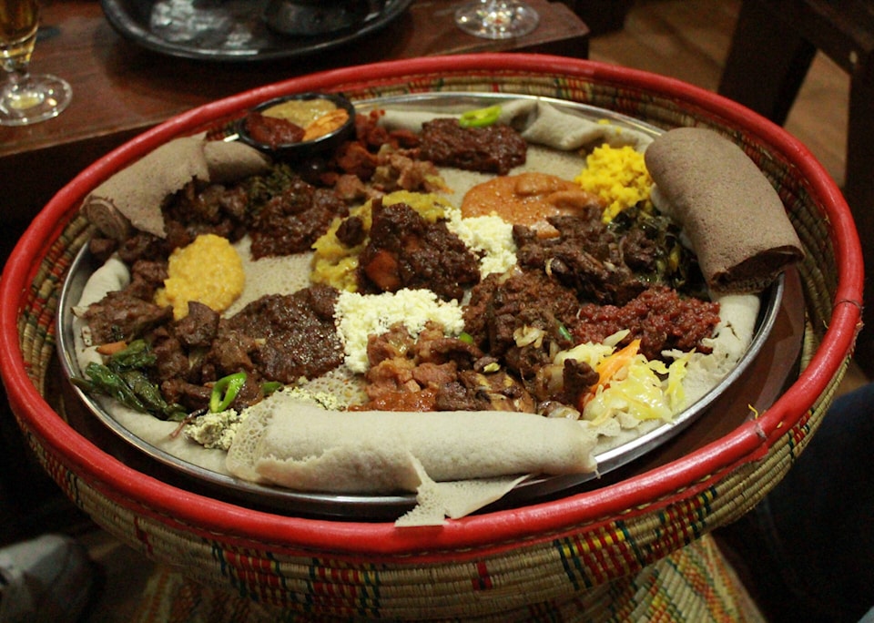web1_231116-vms-ethiopia-dinner_2