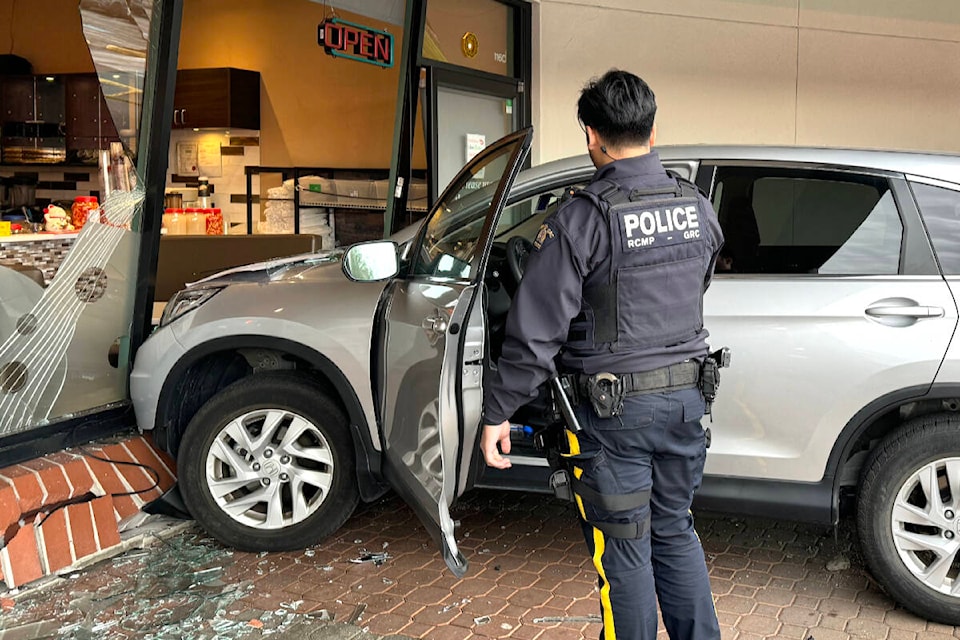  The driver of a silver Honda CR-V drove over a parked motorcycle and bollard before crashing into the store front of Bubble World in Walnut Grove early Tuesday afternoon, Nov. 21. (Lois Phillips/Special to 91ԭ Advance Times)  