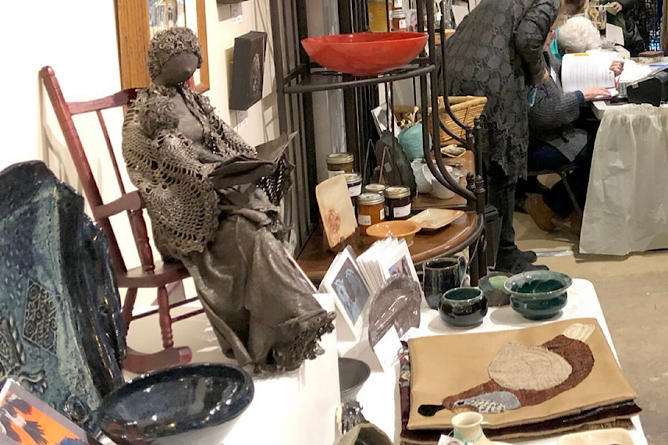 web1_231123-sum-arts-sale-summerland_1