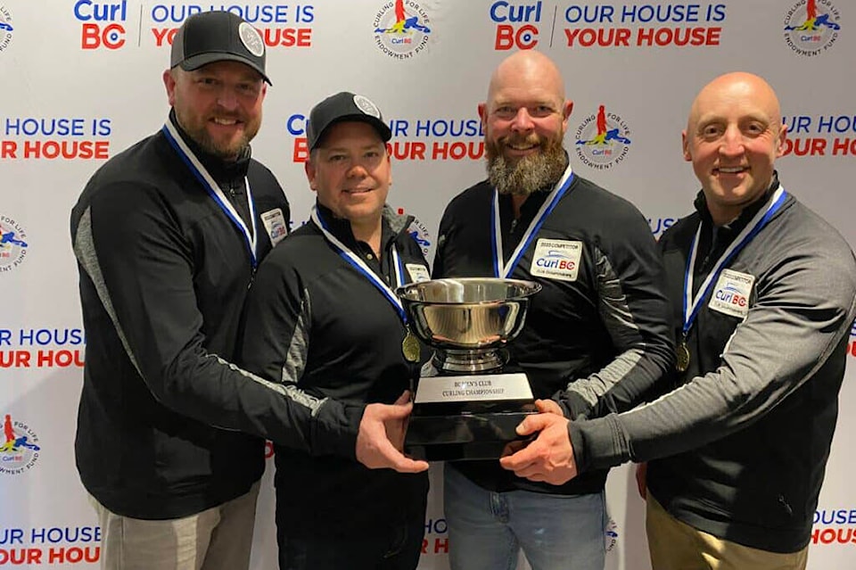 web1_231123-vms-club-curling-curling_1