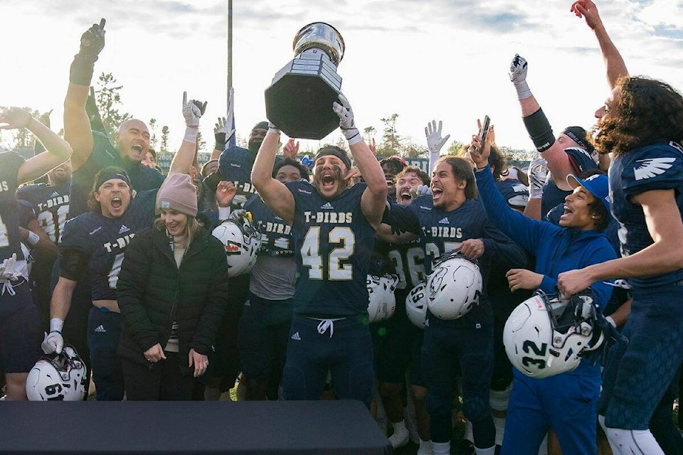 web1_231123-vms-tbirds-_1