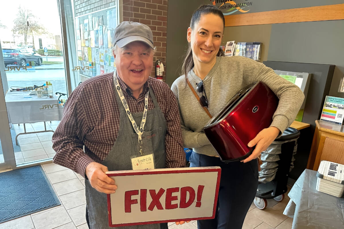 PHOTOS Maple Ridge Repair Cafe hang up the tools until next year