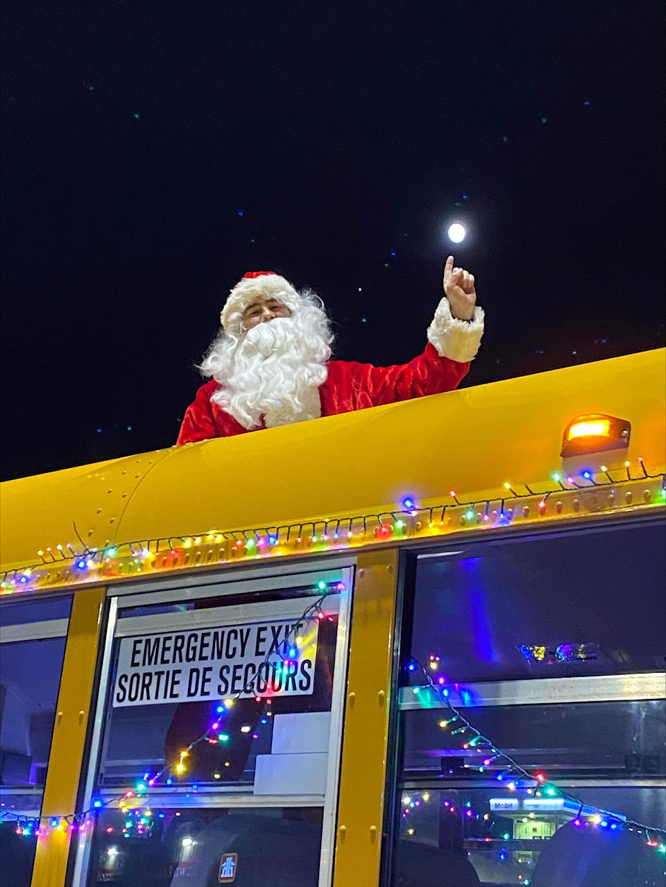 web1_231129-ldn_santafrontpage-santa_1