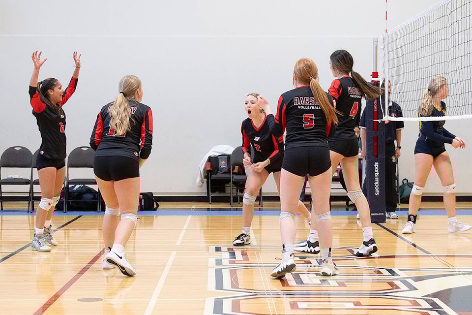 web1_231129-nbu-barsby-volleyball-1_1
