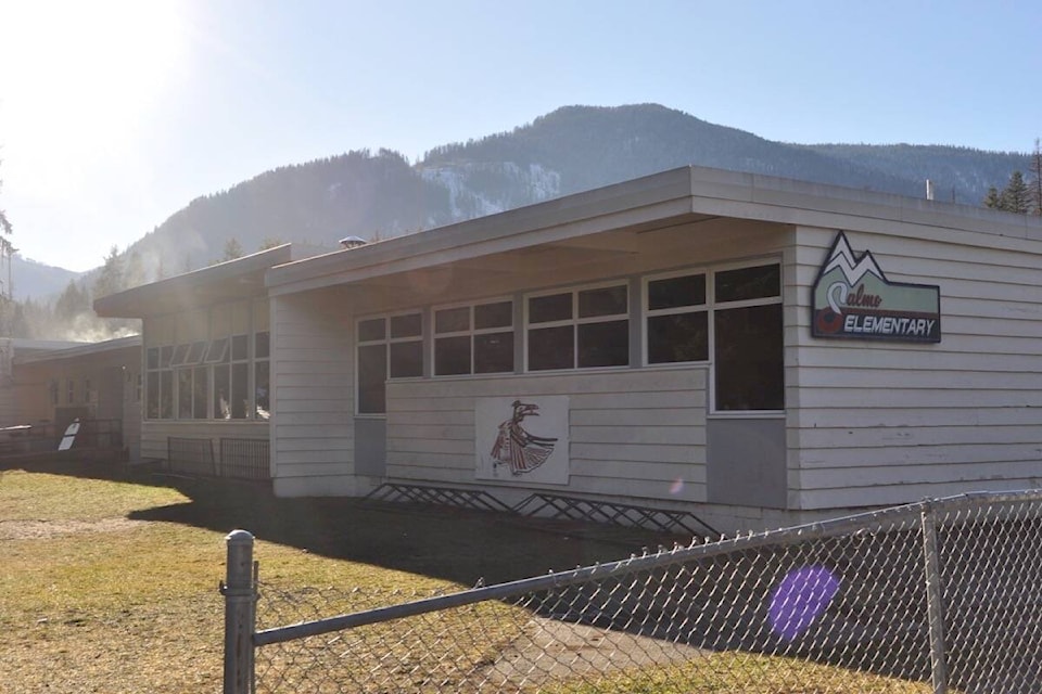 web1_231130-kws-salmoschool_1