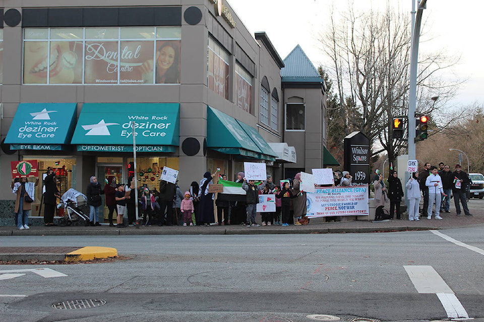 web1_231130-pan-whiterockprotestgaza_1