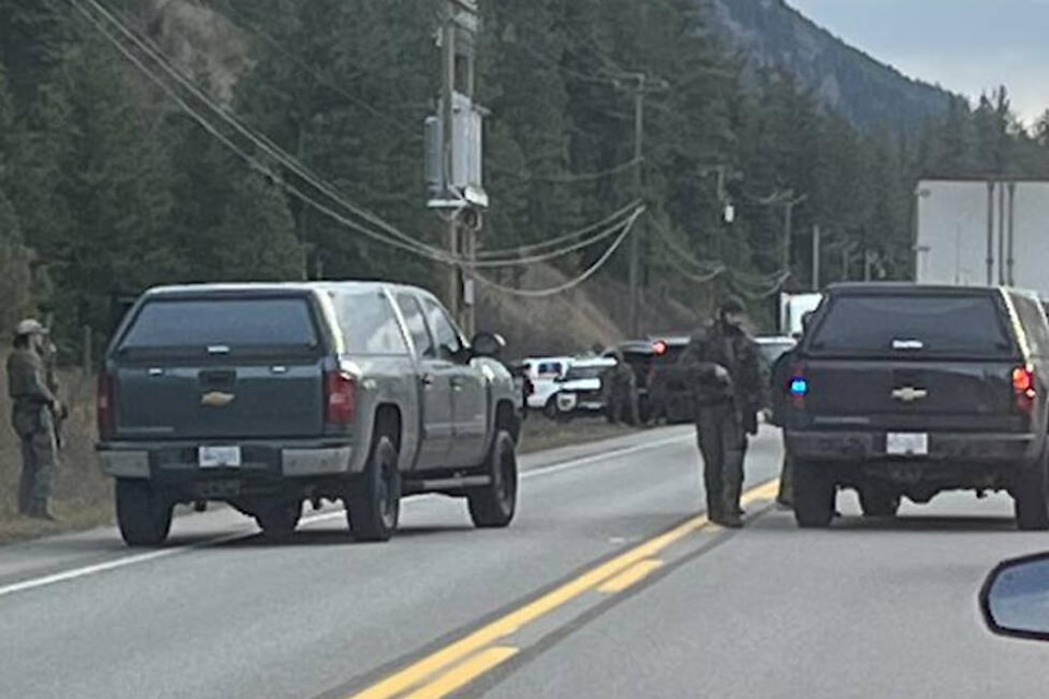 web1_rsz-barriere-police-incident-5e2d913f-4553-4f56-9fda-85a67d2215c3