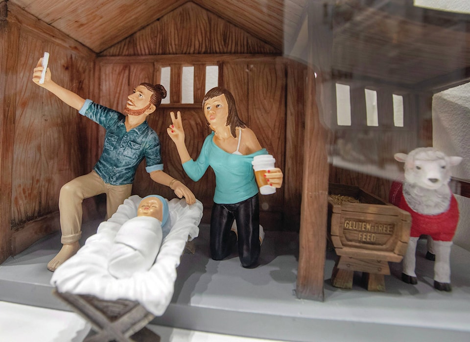 web1_181211-rda-canada-hipster-nativity-scene-pic