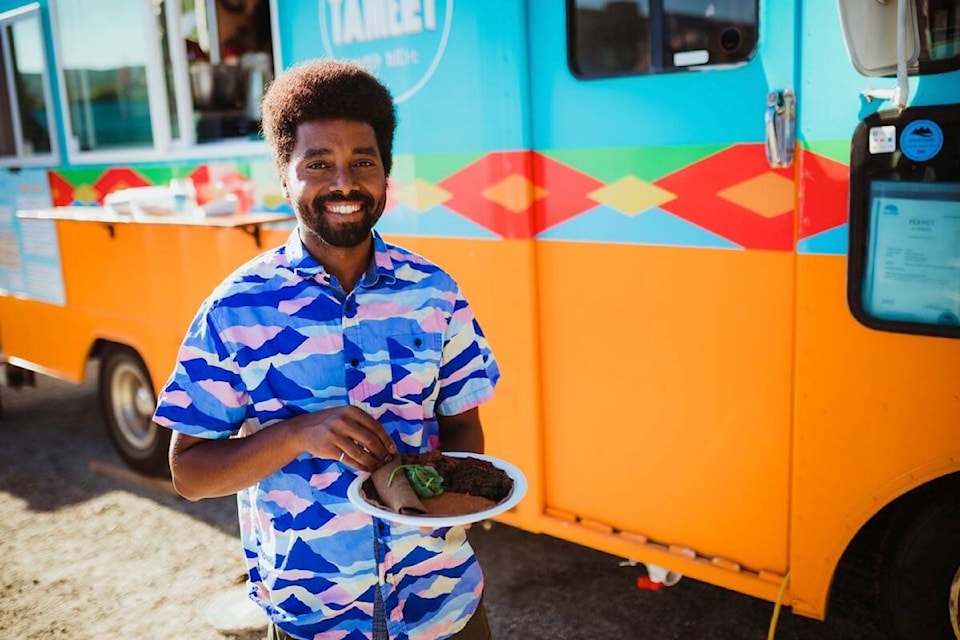 web1_230920-cvr-triotakes-foodtruck_1