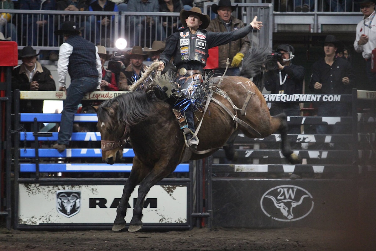 Zeke Thurston wins fourth world championship at NFR Red Deer Advocate
