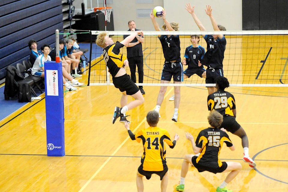web1_231130-lat-rh-volleyballprovincials-gary_1