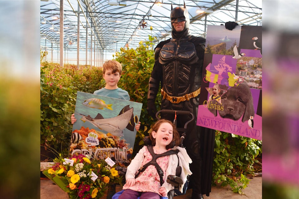 web1_231130-sne-countrygrocer-helpfilladreamlaunch_1