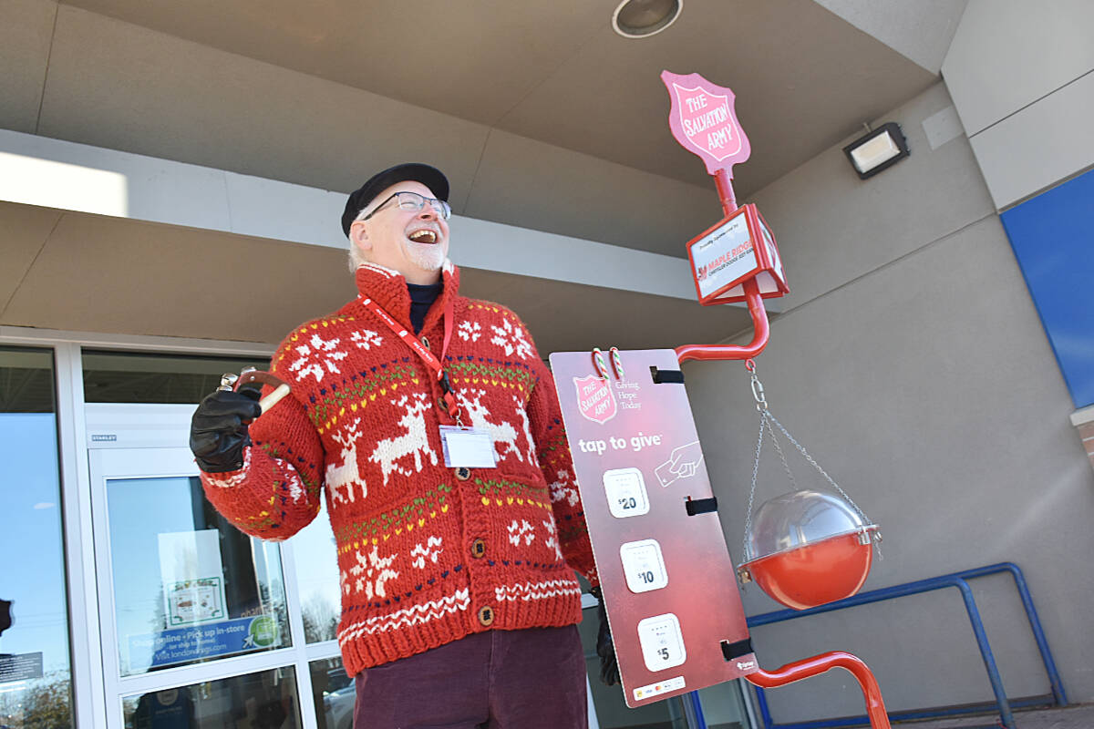 Salvation Army Christmas kettle campaign in need of volunteers - Langley  Advance Times